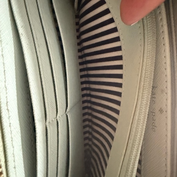 Kate Spade “Off we Go” Cadillac wallet - Picture 7 of 11